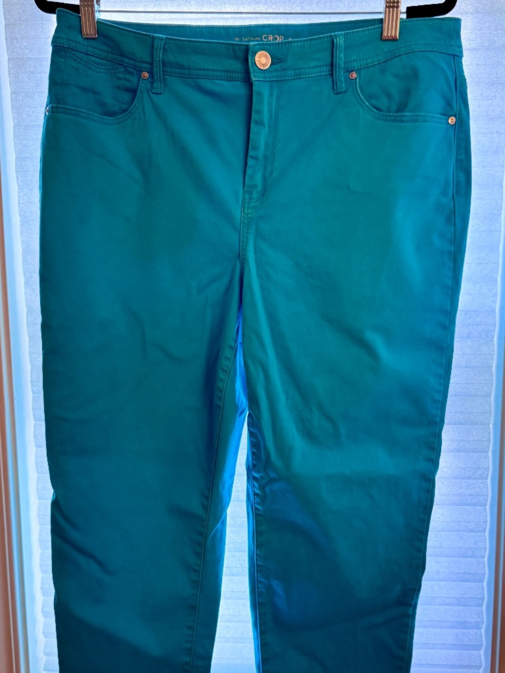 Chico’s The Platinum Crop Pants Turquoise Blue Stretch Crop Jeans Sz 2 - Picture 2 of 11